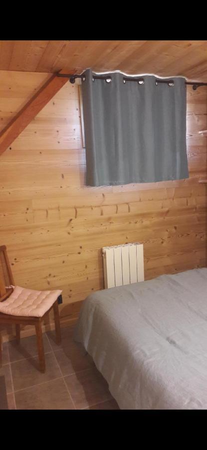 Le Chalet De Lili Nevache Exterior photo